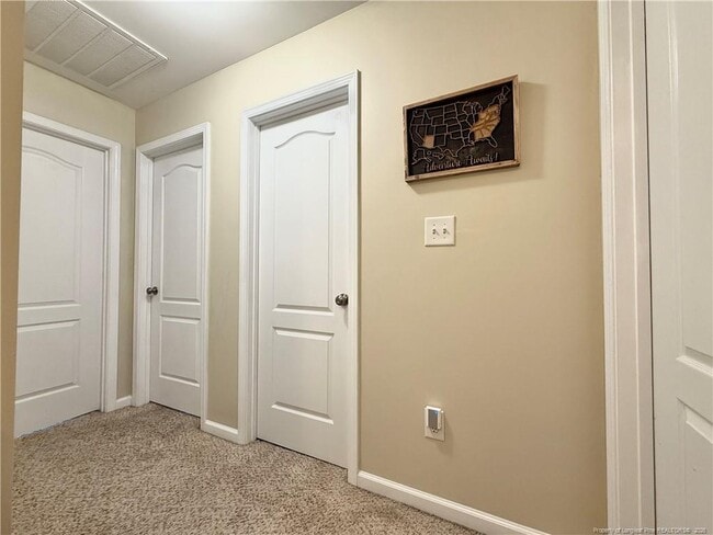 Building Photo - 164 Regimental Dr