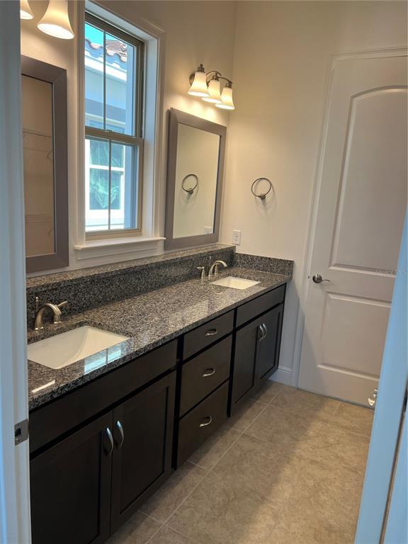 Building Photo - 9678 Bucklow Hill Dr