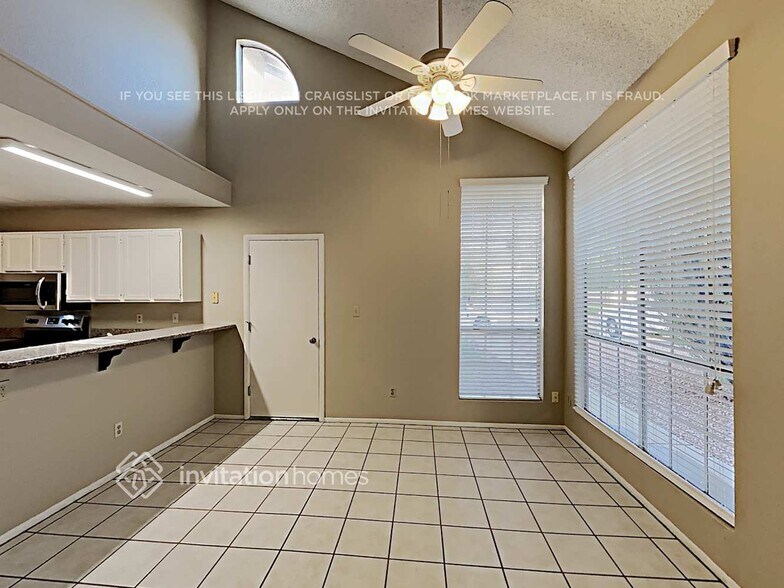 Building Photo - 3859 W Harrison St