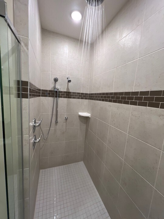 Building Photo - 2050 NW 247th Dr