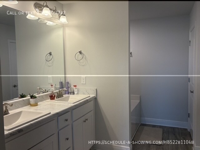 Building Photo - 14027 Oak Arbor Dr