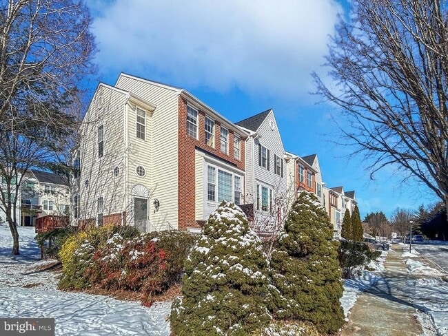 Building Photo - 13941 Bailiwick Terrace