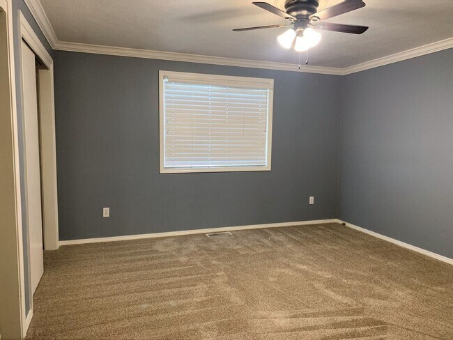 Building Photo - Charming 3 bed 2 bath home in a quiet Boise Neighborhood just off Glenwood and Hill Rd.