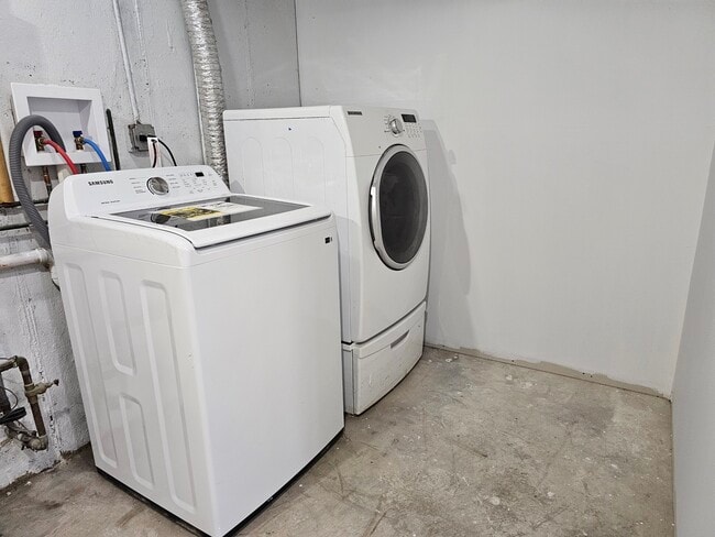 Building Photo - 1016 Concord Dr