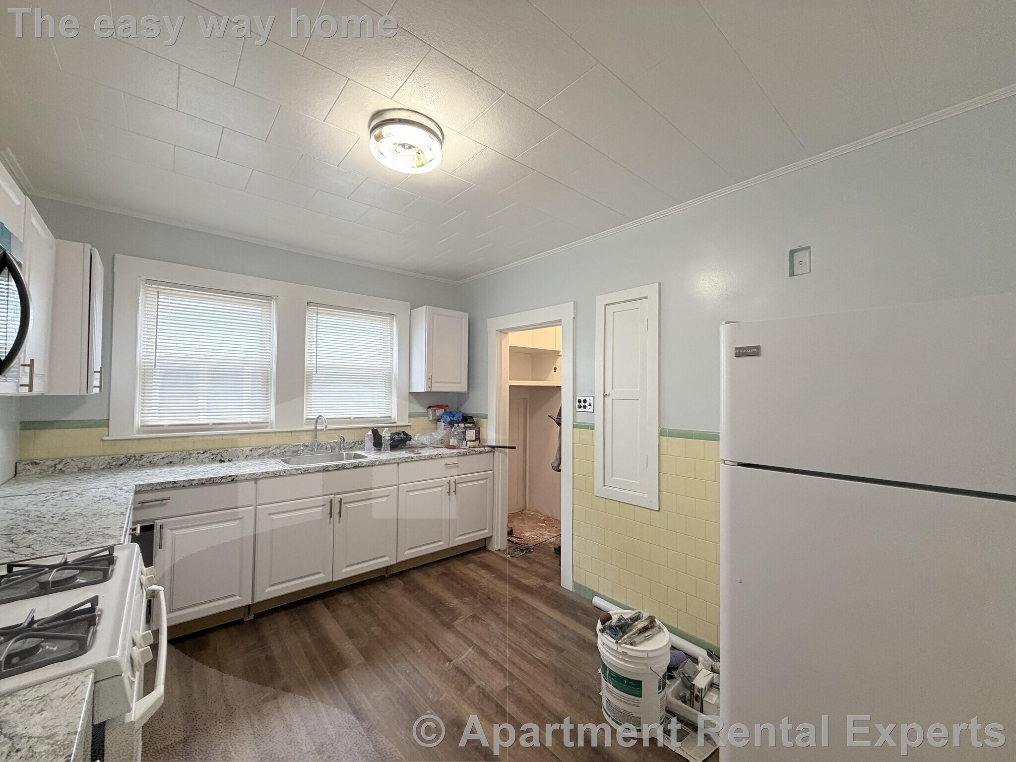 Building Photo - 225 Riverside Ave