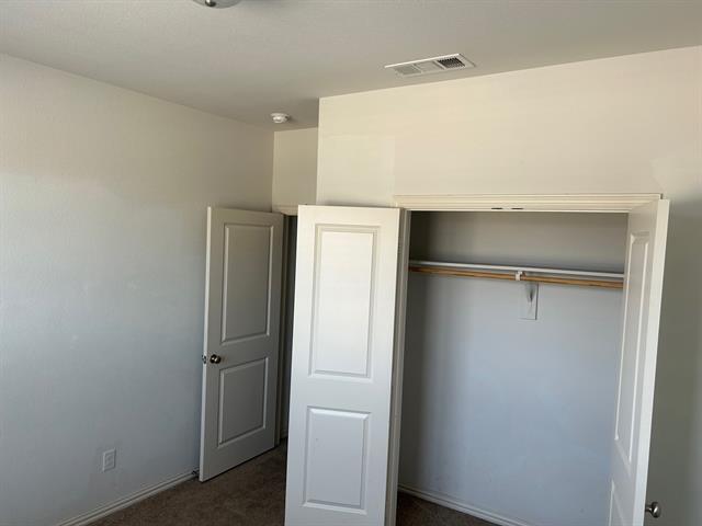 Building Photo - 304 Lead Creek Dr