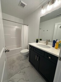 Building Photo - 603 Salvia Dr
