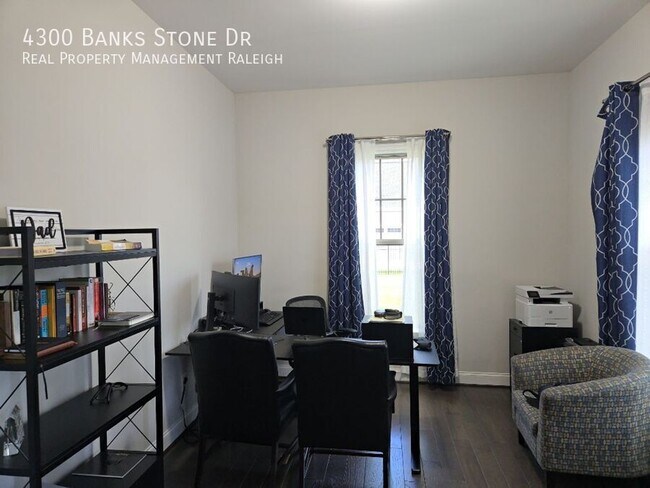 Building Photo - 4300 Banks Stone Dr
