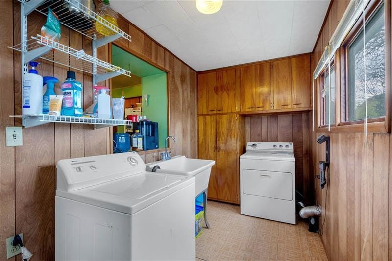 Building Photo - 3211 Joe Hammer Sq