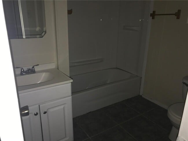 Building Photo - 5670 Mardanne Dr