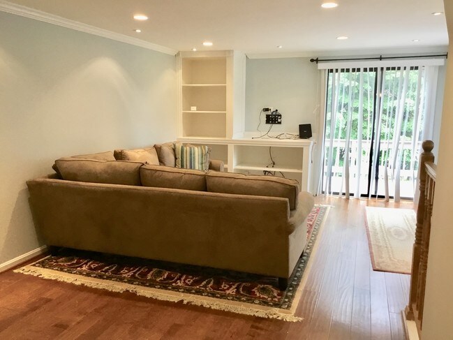 Building Photo - 8501 Hawk Run Terrace