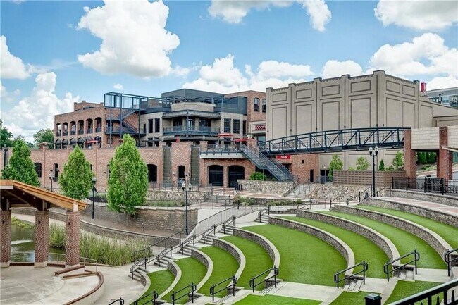 Building Photo - 1276 Ainsworth Alley