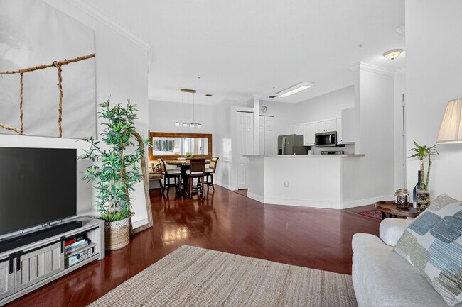 Building Photo - 4700 SW 160th Ave