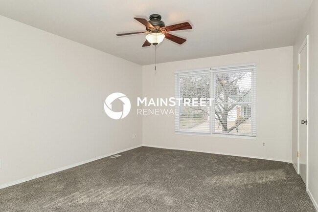 Building Photo - 4 Bedroom Pet-Friendly Home in BALLWIN, MO with Main Street Renewal