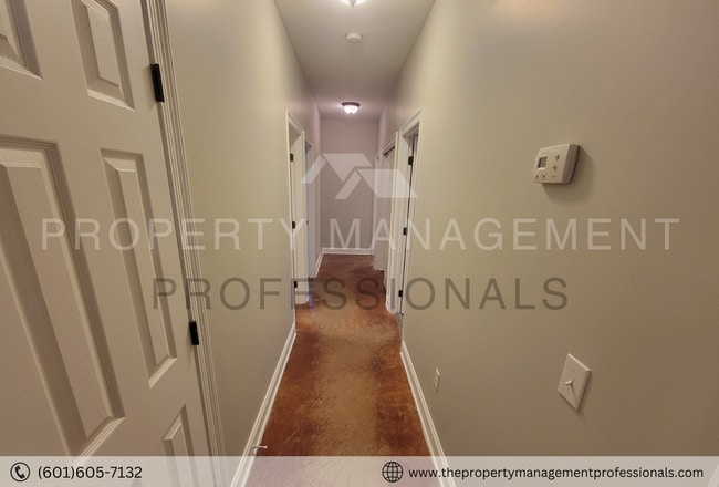 Building Photo - Tranquil Haven for Rent in Charming Brandon!