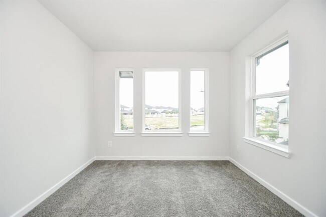 Building Photo - 21835 Erskine Peaks Pl