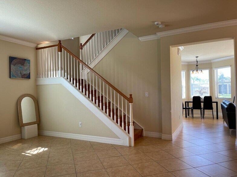 Building Photo - 10298 Barberry Ln