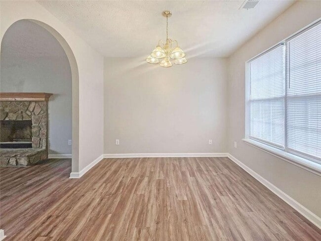 Building Photo - 4445 Brookridge Dr SW