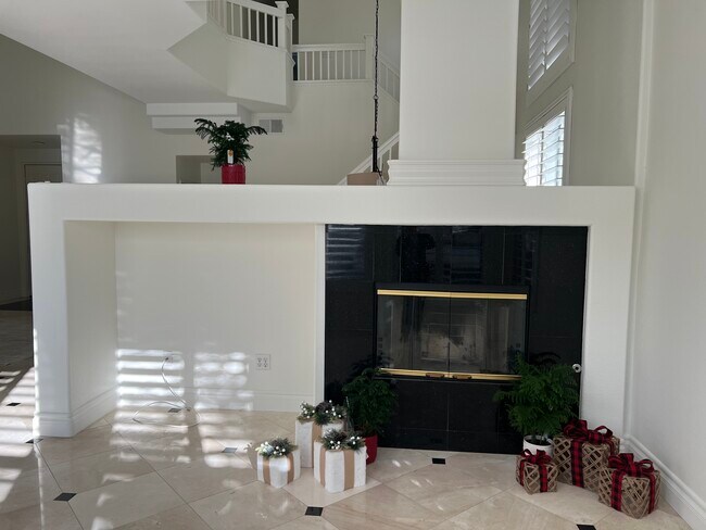 Building Photo - 11774 Evergold St