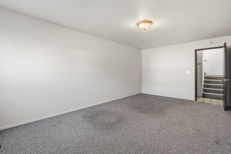 Building Photo - 119 N 9th St