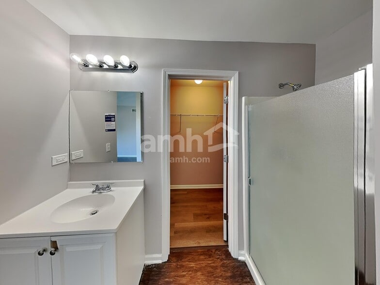 Building Photo - 2307 White Eagle Dr