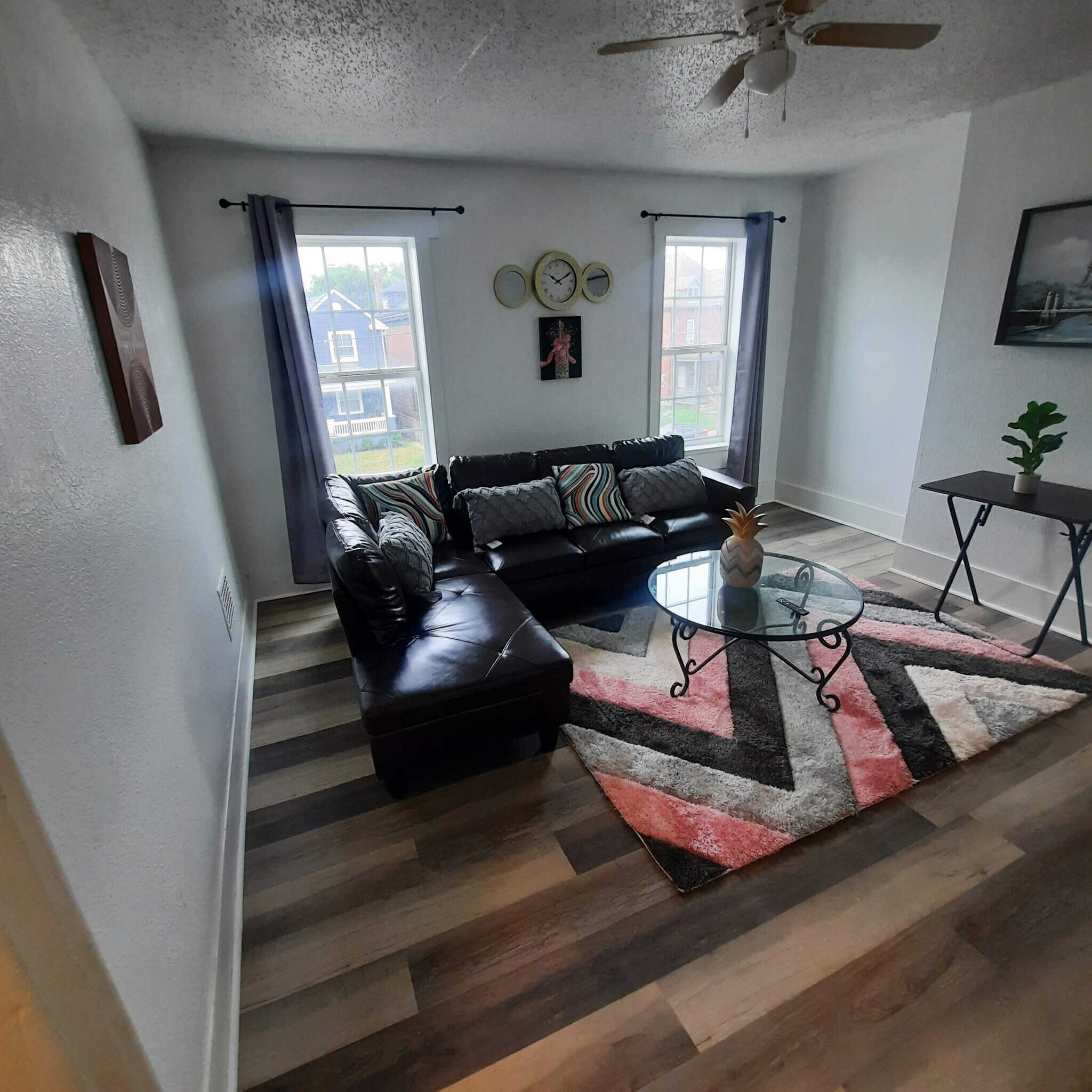 Building Photo - 754 Sullivant Ave