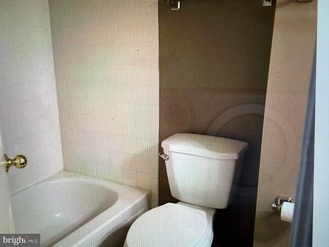 Building Photo - 6236 Walkers Croft Way