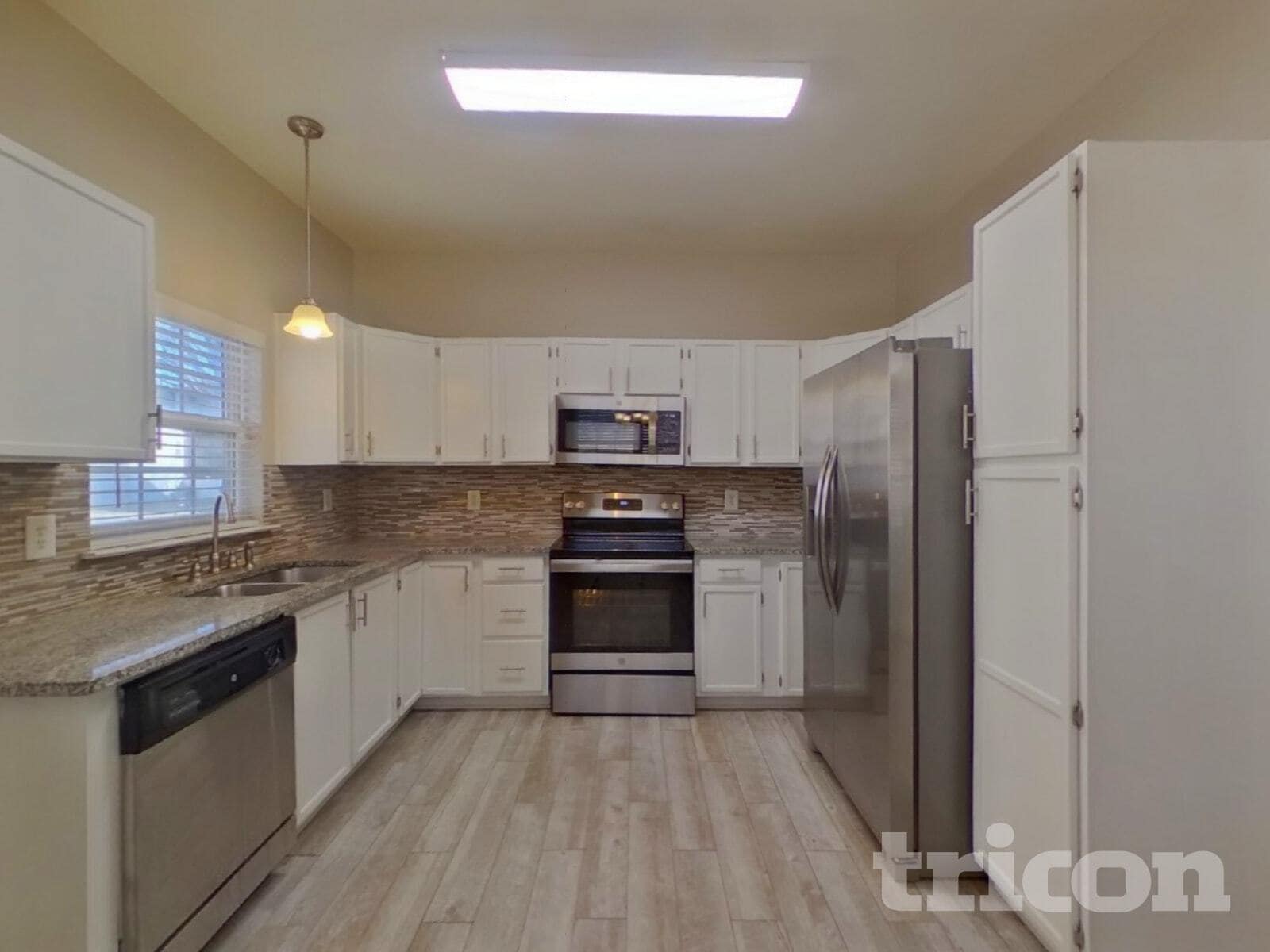 Building Photo - 4621 Sahalee Ln