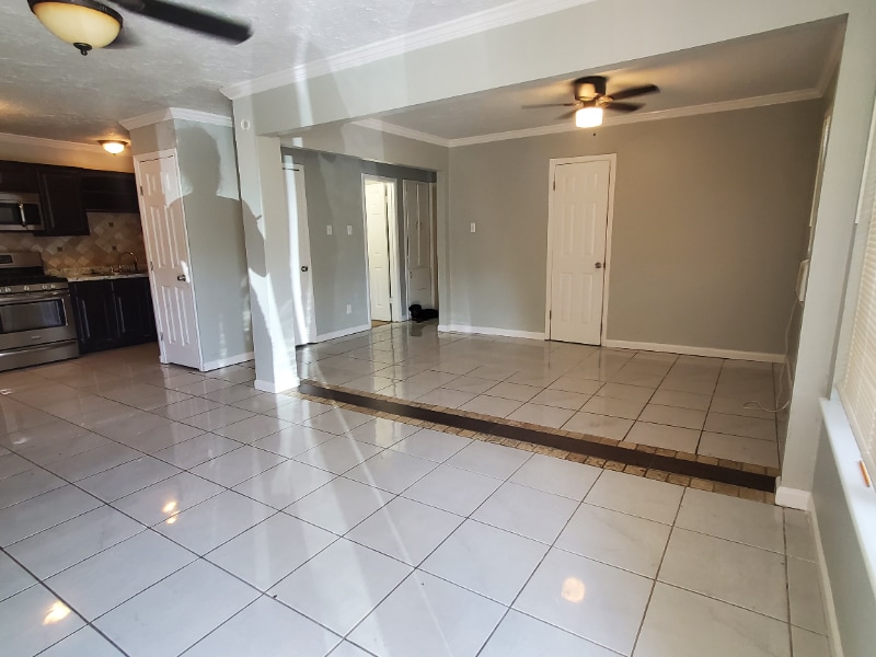 Building Photo - 1717 Magnolia Dr