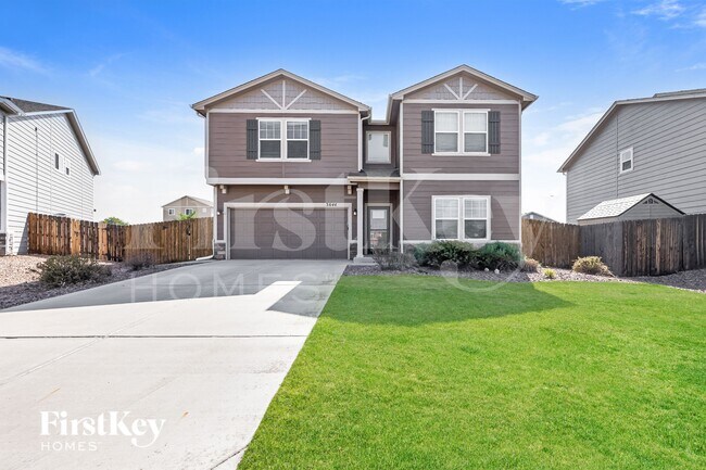 Building Photo - 3644 Saguaro Cir