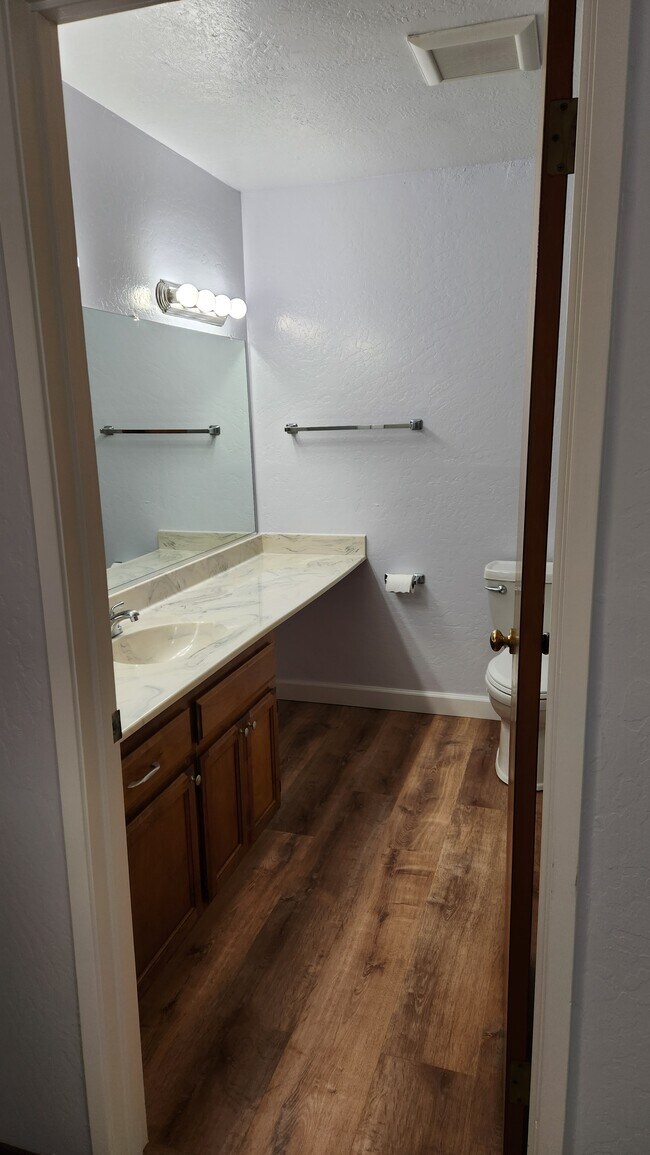 Building Photo - 1001 Murrieta Blvd