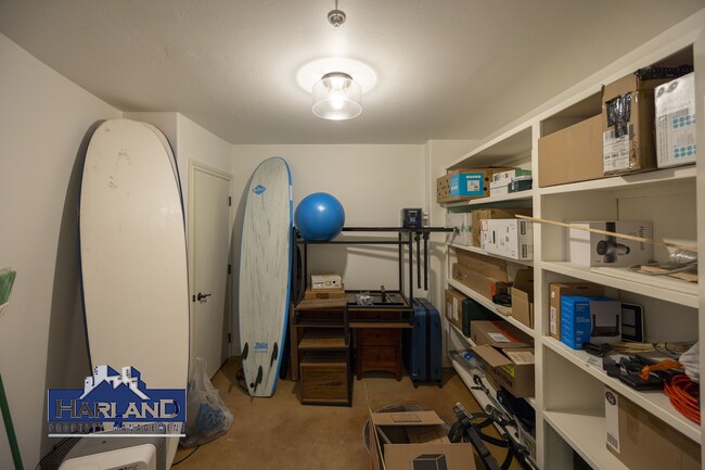Building Photo - 760 Bonair Pl