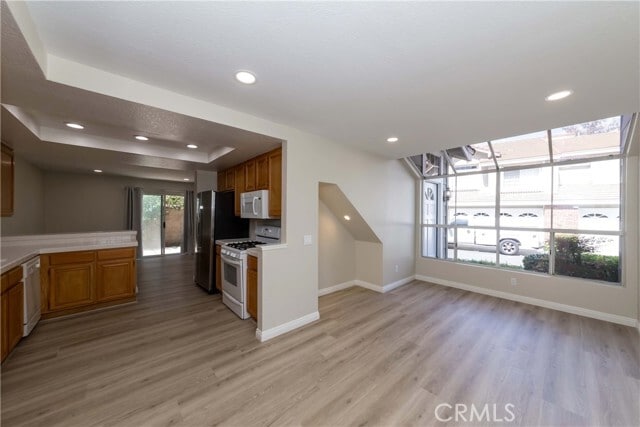 Building Photo - 2182 Avocado Dr