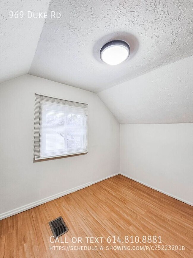 Building Photo - 969 Duke Rd