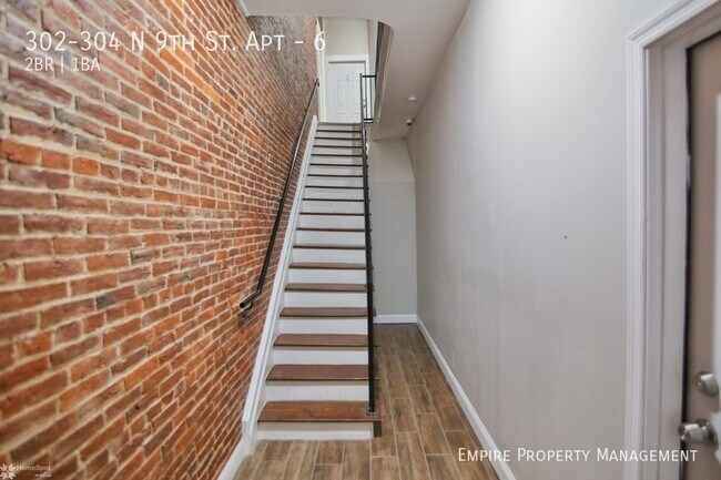 Building Photo - 302-304 N 9th St. Apt-6