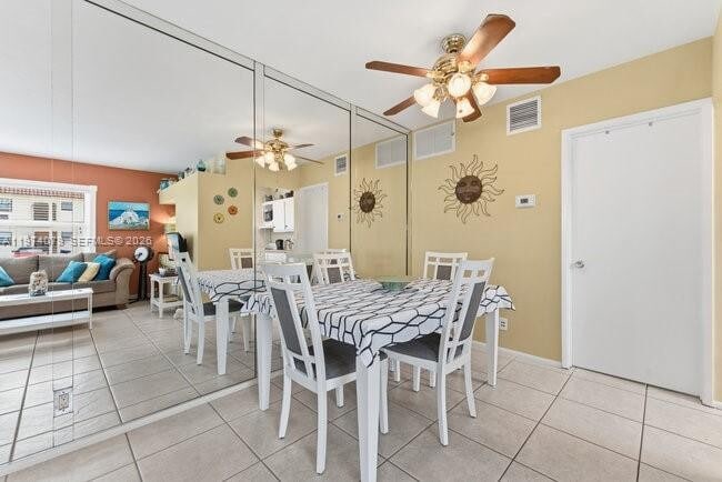 Building Photo - 4658 Bougainvilla Dr