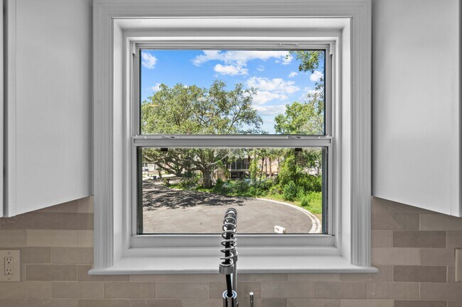 Building Photo - 4857 Hummingbird Trail