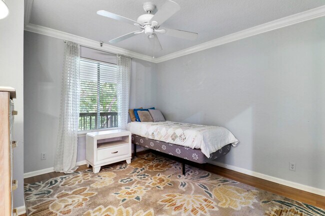 Building Photo - 6520 Chasewood Dr