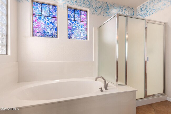 Building Photo - 14823 W Windsor Ave