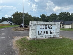 Building Photo - 237 Buffalo Ct