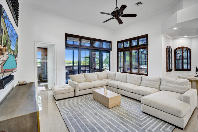 Building Photo - 9210 Equus Cir