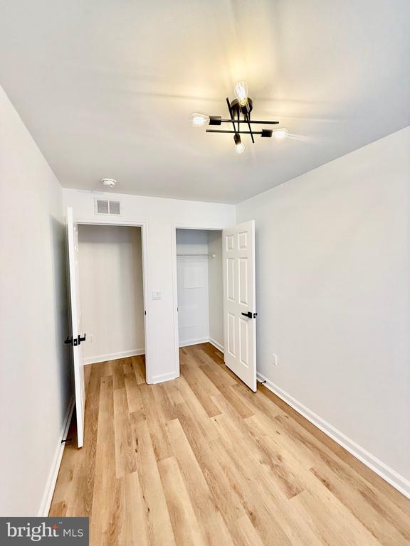 Building Photo - 2652 E Venango St