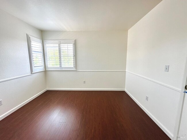 Building Photo - 622 Stonehenge Dr