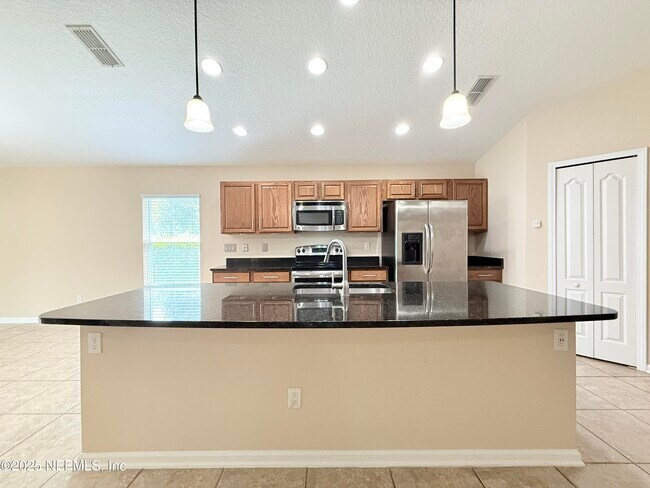 Building Photo - 16217 Dowing Creek Dr