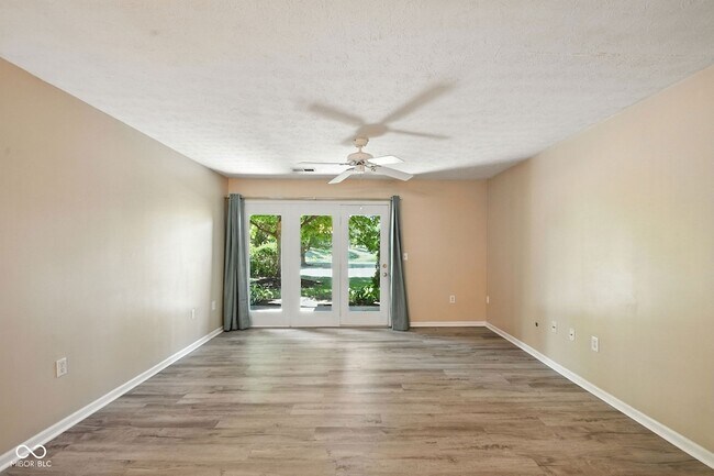 Building Photo - 12598 Tennyson Ln