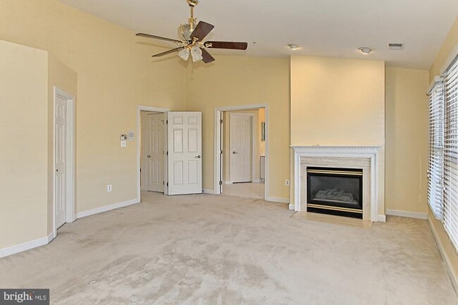 Building Photo - 1850 Brenthill Wy