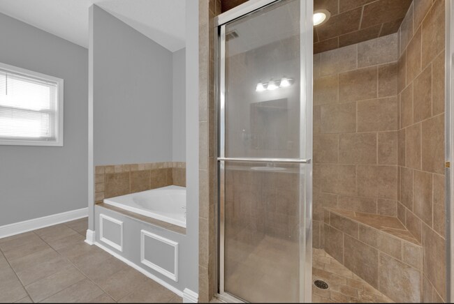 Building Photo - 472 Prairie Field Dr