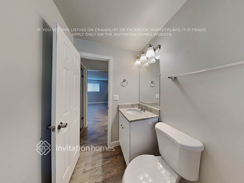 Building Photo - 2453 Garden Way