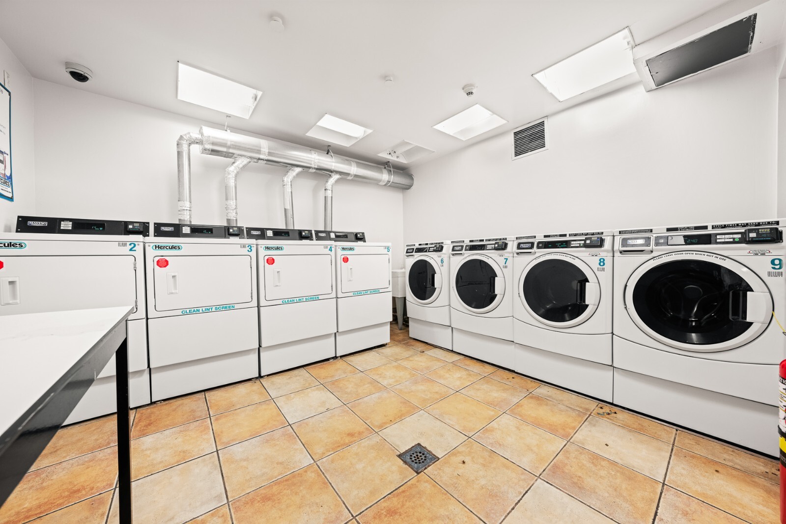 Building Photo - 227 Mulberry St