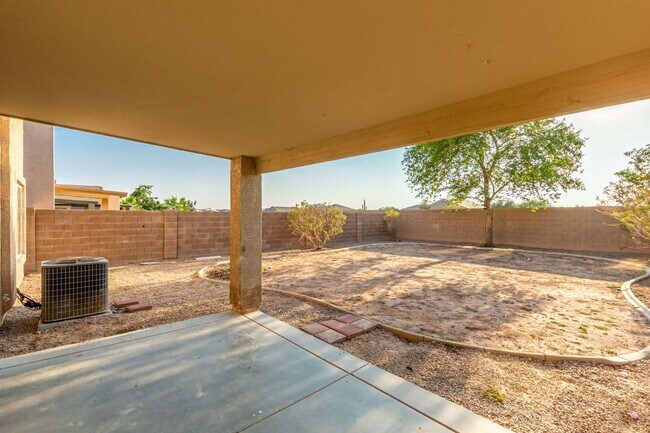 Building Photo - Beautiful 4 Bedroom Home in Johnson Ranch!